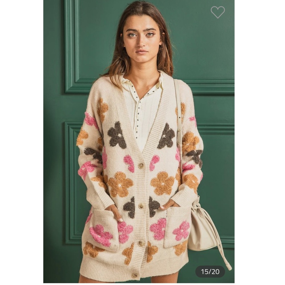 Retro Flower Power Cozy Cream Knit Cardigan - Picture 6 of 9